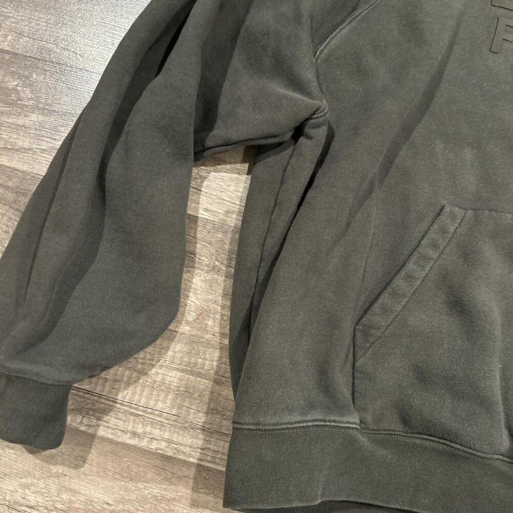 Essentials Fear Of God Hoodie In Off Black - Picture 3 of 6